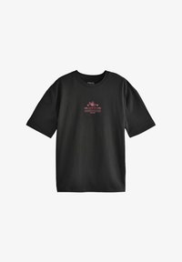 Unselected, black red japanese tree