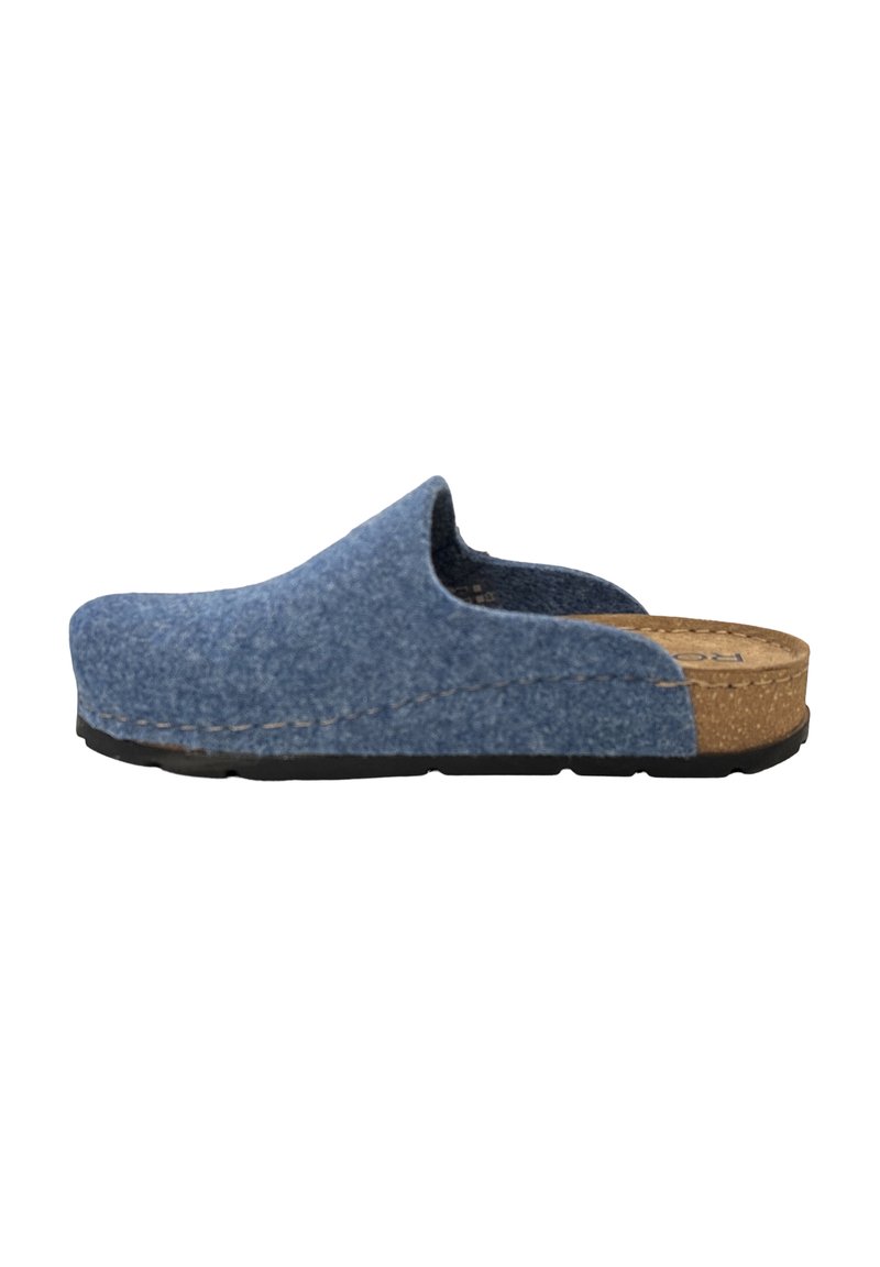 Blå filt slip-on klipklapper med korksål, sort gummisål og rund tå. Har stikninger langs den øverste kant for ekstra detalje.