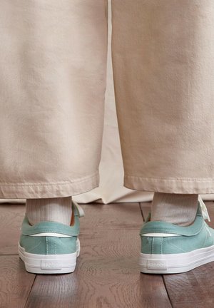 Faguo, Sneakers laag - vert clair
