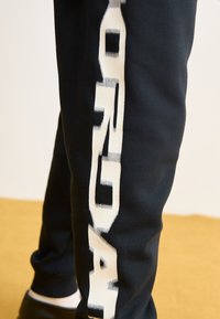 Jordan Trainingsbroek - black/iron grey
