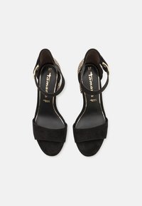Tamaris Sandaalid - black