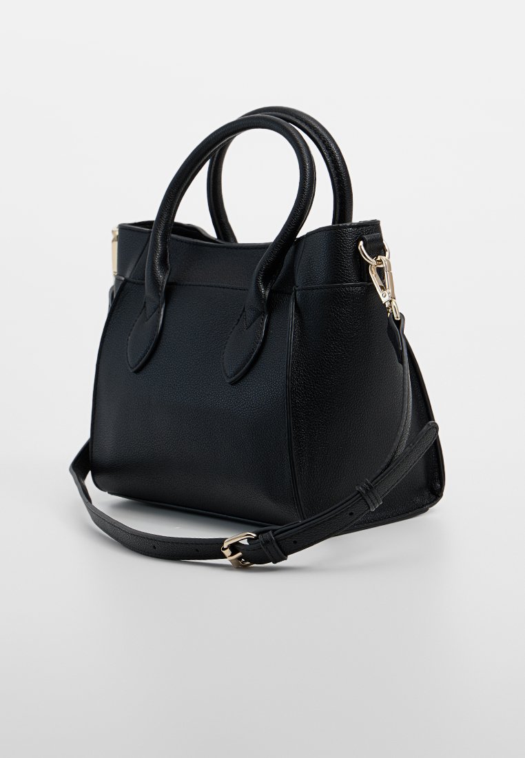 Bolso de mano de cuero negro con acabado texturizado, doble asa, correa de hombro desmontable y detalles en tono dorado.