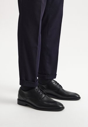 RYŁKO - Eleganckie buty