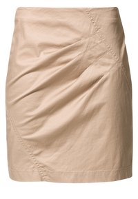 Beige minikjol i lätt tyg, med en draperad design och snedställda sömmar samt subtil struktur, avslutad med snygg sömnad.