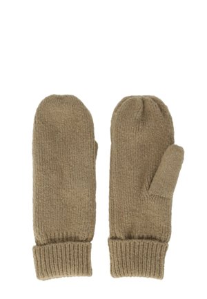 Een paar beige gebreide wollen wanten met geribde boorden, één toont de duimgat, op een witte achtergrond.
