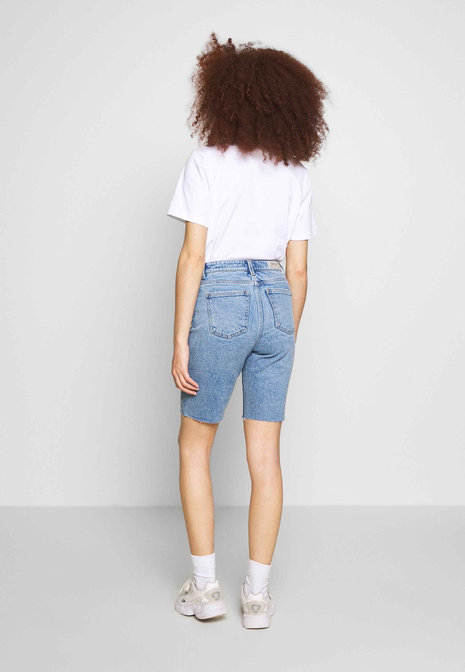 Femme ONLEMILY LONG - Short en jean Femme ONLEMILY LONG - Short en jean