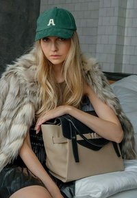 VUCH ELIORA - MIDNIGHT DUNE - Kabelka - beige