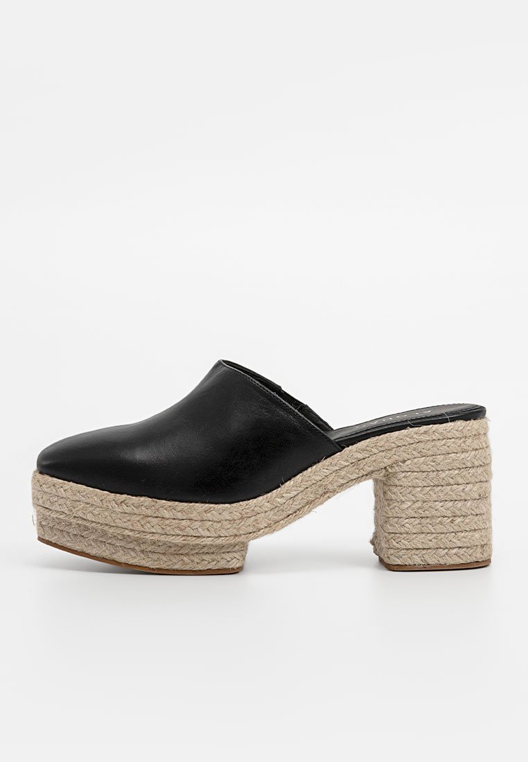 Mules de tacón
