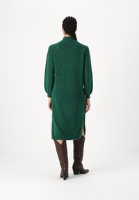 YAS YASBALIS FUNNEL DRESS - Robe pull - fir