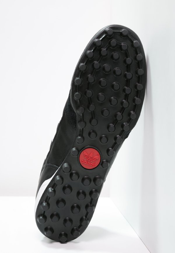 MUNDIAL TEAM - Astro turf trainers4