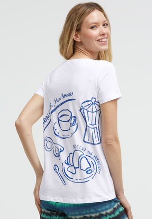 Soccx, SOCCX T-SHIRT MIT V-CUT UND RÜCKENPRINT - Print T-shirt - opticwhite