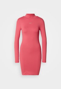 Wybrany, vintage cerise