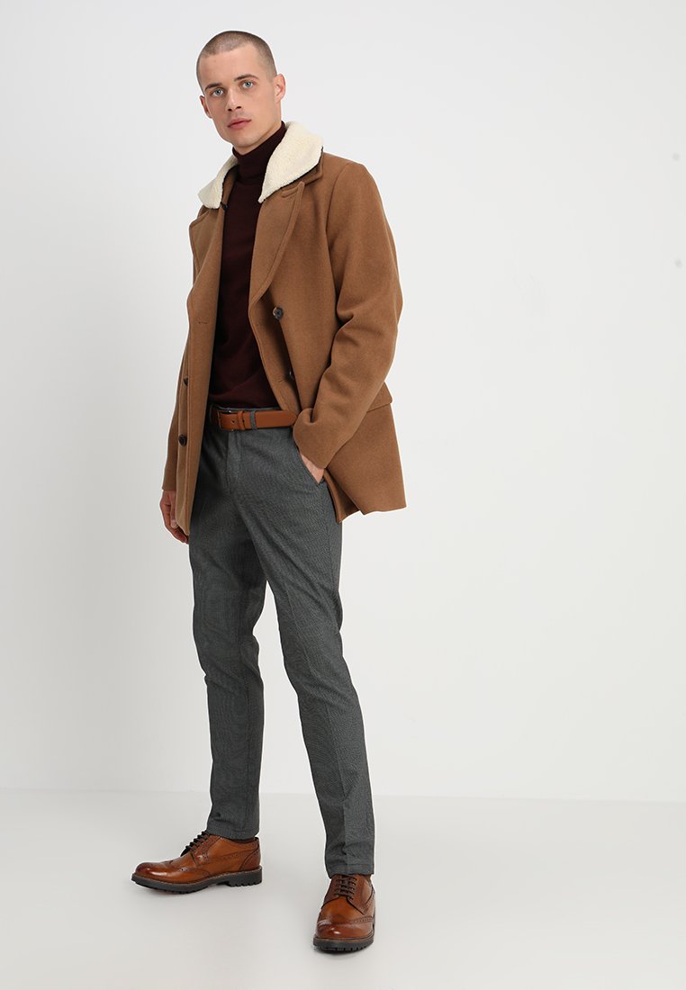 Pier One Halflange jas camel Zalando.nl Pier One Halflange jas camel Zalando.nl