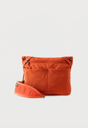 TERRAVIA SACOCHE UNISEX - Ülerinna-kott - coal orange