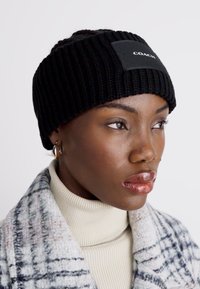 COACH PATCH HEADBAND - Cache-oreilles - black