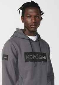 Koroshi Felpa con cappuccio - antracita   anthracite