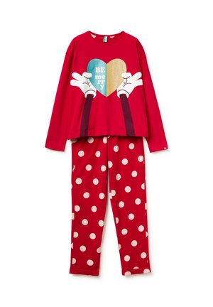 Rood shirt met lange mouwen en een hartvormige opdruk met de tekst "BE merry", gecombineerd met rode broek met grote witte stippen. Zachte stof.