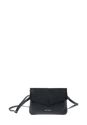 Borsa a tracolla nera in pelle con finitura testurizzata, patta pieghevole e accentatura in logo argento. Tracolla regolabile per un utilizzo versatile.