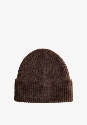 Brown knitted beanie hat made of soft, textured wool, featuring a ribbed design and folded brim for added warmth.