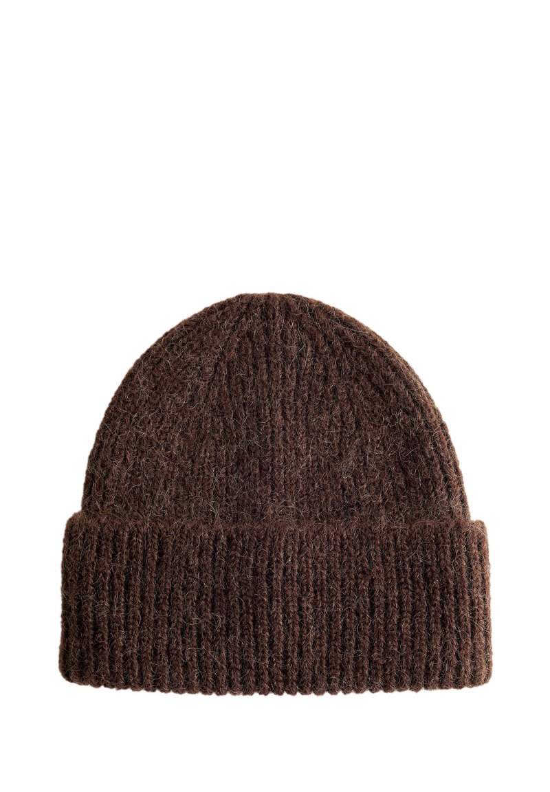 Brown knitted beanie hat made of soft, textured wool, featuring a ribbed design and folded brim for added warmth.