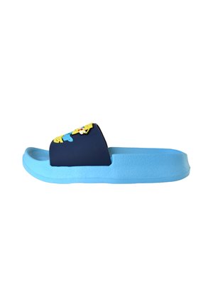 Kindgerechte Sandale mit hellblauer Sohle und marineblauem Riemen mit gelber und blauer Cartoon-Figuren-Verzierung.