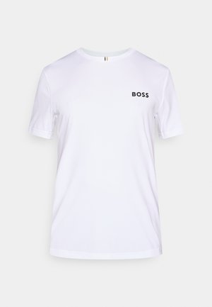 Bela majica iz mešanice bombaža, z kratkimi rokavi in okroglim izrezom. Črni logotip "BOSS" na levi strani prsi. Gladek otip.