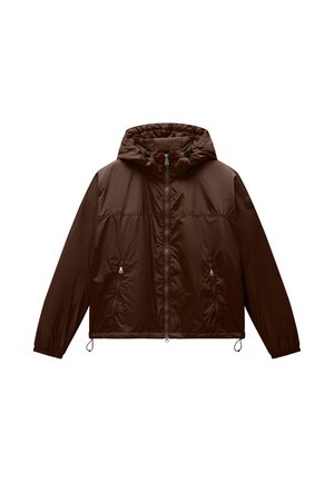 Braune leichte Kapuzenjacke mit Frontreißverschluss und zwei seitlichen Reißverschlusstaschen, elastischen Bündchen und verstellbaren Kordeln am Saum und an der Kapuze.