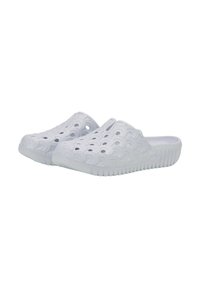 Witte kunststof klompen met een ronde vorm, voorzien van uitgesneden cirkelpatronen en een gestructureerde zool voor grip. Ontworpen voor comfort en ventilatie.