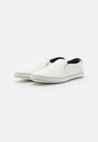 Pier One UNISEX - Joggesko - white