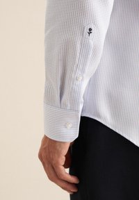 Seidensticker SHAPED - Camicia - light blue