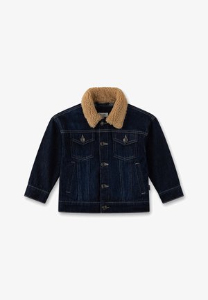 Jeansjacke mit einer dunkelblauen Ausführung, Schafskragen, Knopfverschluss vorne und zwei Brusttaschen mit Klappen. Verfügt über sichtbare Nähdetails.