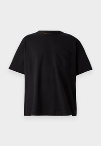 T-shirt noir en coton, avec un col ras du cou et des manchons courts. Comprend une petite poche poitrine avec un logo subtil.