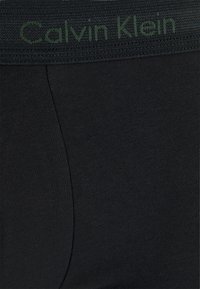 Calvin Klein Underwear LOW RISE TRUNK STRETCH 3 PACK - Boxerbriefs - grey