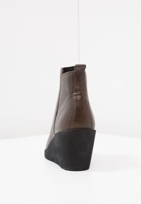 ECCO Botines bajos - dark brown