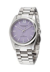 Orologio in acciaio inossidabile argento con quadrante violetto, dotato di numeri romani XII, indicatori delle ore argentati e una valutazione di resistenza all'acqua di 50 m.