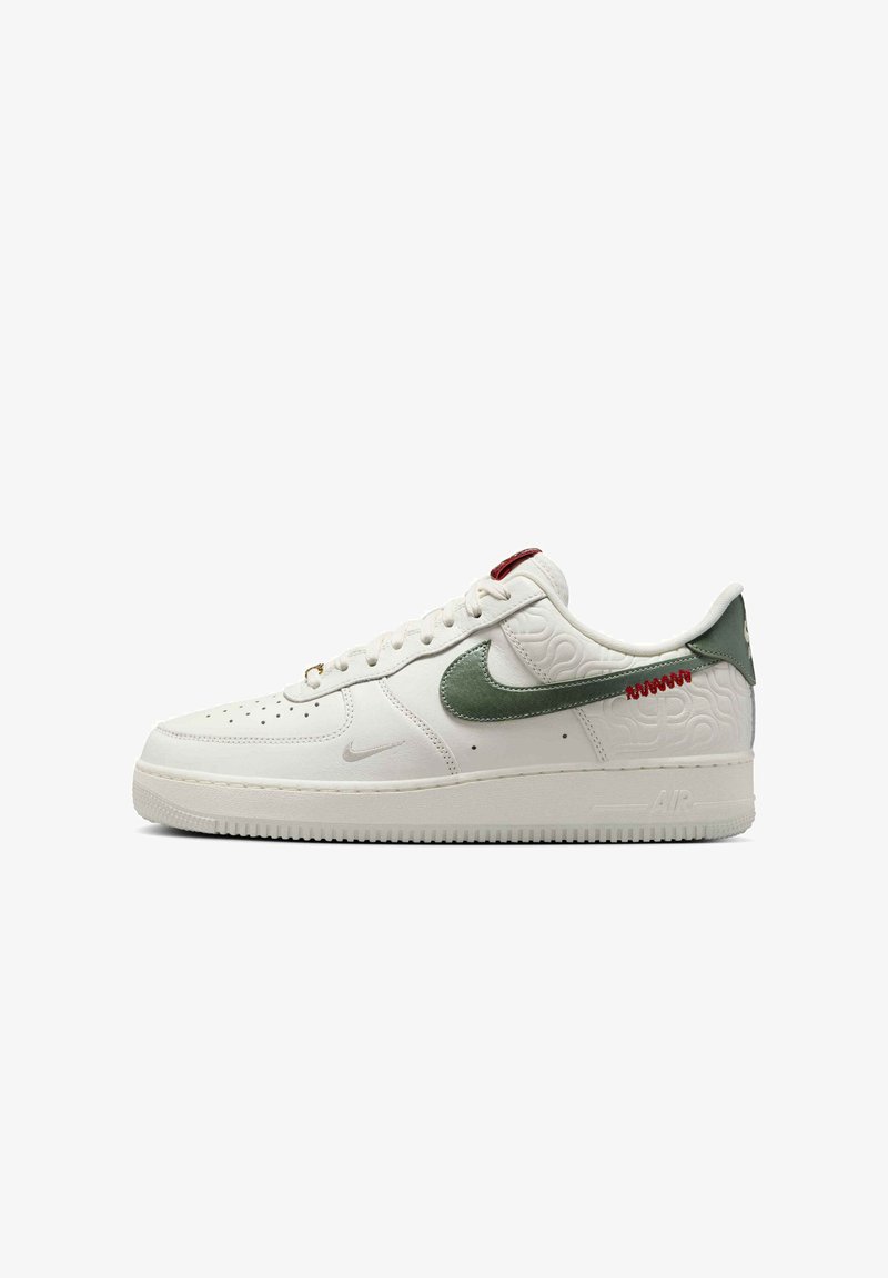Nike Sportswear - Sneakersy niskie