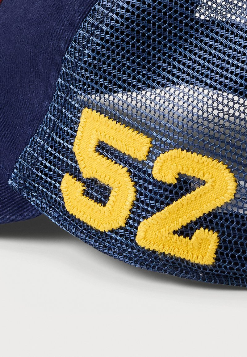 Polo Ralph Lauren LOGO PATCH TWILL TRUCKER CAP Casquette