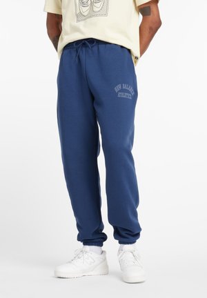 New Balance ESSENTIALS GRAPHIC - Pantaloni sportivi - nb navy