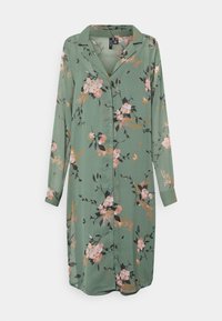 Selecionado, laurel wreath