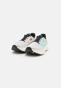 New Balance FRESH FOAM X 1080 V13 - Tenisice za cestovno trčanje - grey