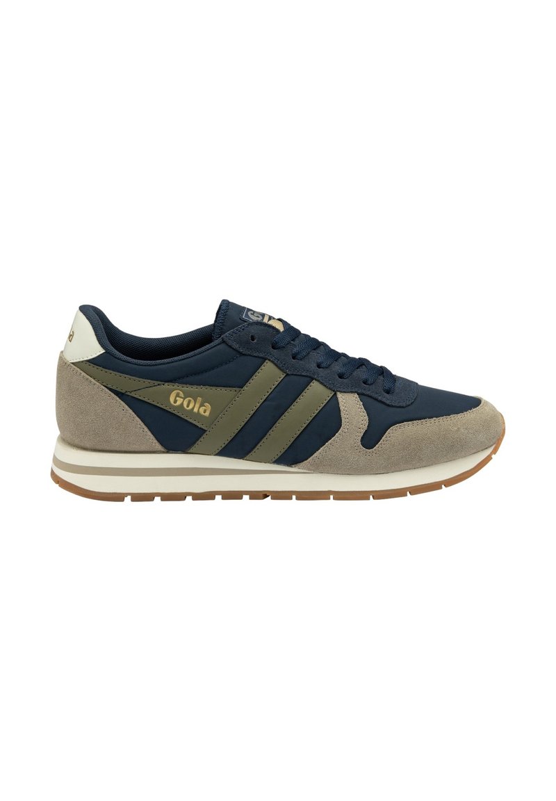 Sneaker in suede e sintetico blu navy e grigio con strisce verde oliva e punta rotonda. Suola intermedia bianca e suola in gomma marrone. Marchio Gola.