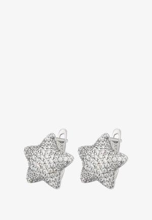 Orecchini a forma di stella argentata, caratterizzati da una superficie densamente decorata con pietre brillanti trasparenti e una clip in metallo liscia e lucida per un indossamento sicuro.
