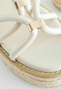 Next FOREVER COMFORTWARE DETAIL  REGULAR FIT - Espadrilky - bone