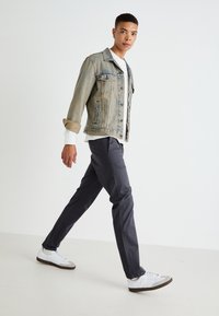 DOCKERS ORIGINAL SLIM - Chinos - asphalt