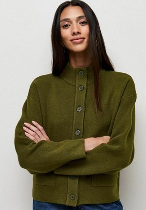 New Look, DARK KHAKI KNITTED PATCH POCKET BOMBER CARDIGAN - Cardigan - khaki