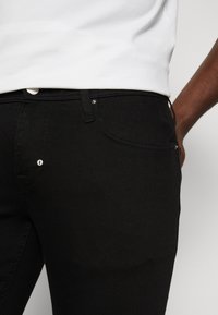 Antony Morato OZZY - Traperice uskog kroja - black