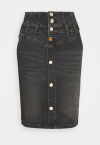 Não selecionado, black denim