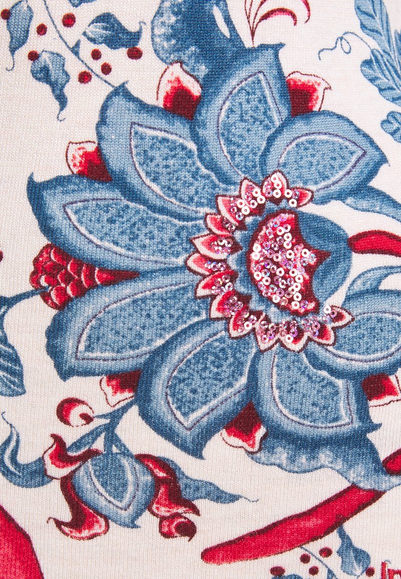 Desigual Red and Blue Patterned Fabric Desigual Button-down blouse - red - Zalando.ie main image 4