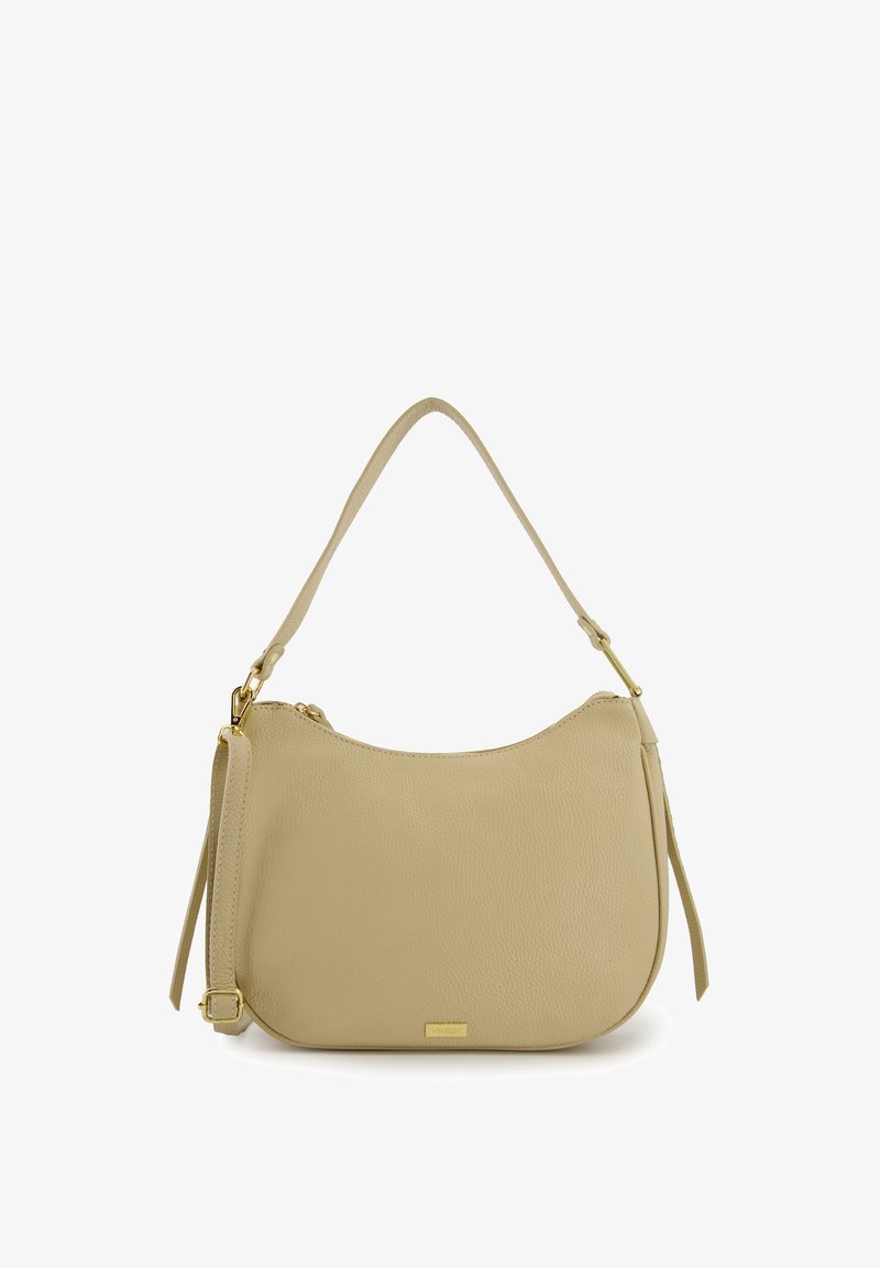 Beżowa skórzana torba na ramię o zaokrąglonym kształcie, z złotymi akcentami metalowymi i odpinanym paskiem. Posiada zamek błyskawiczny i teksturowaną powierzchnię.