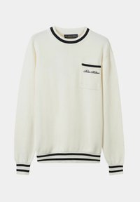 Krémový svetr s žebrovanými manžetami a lemem. Má náprsní kapsu s černým lemem a vyšívaným logem značky. Měkká textura.